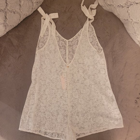 NWT Victoria's Secret Crochet Lace Swim Cover Up - Picture 4 of 5